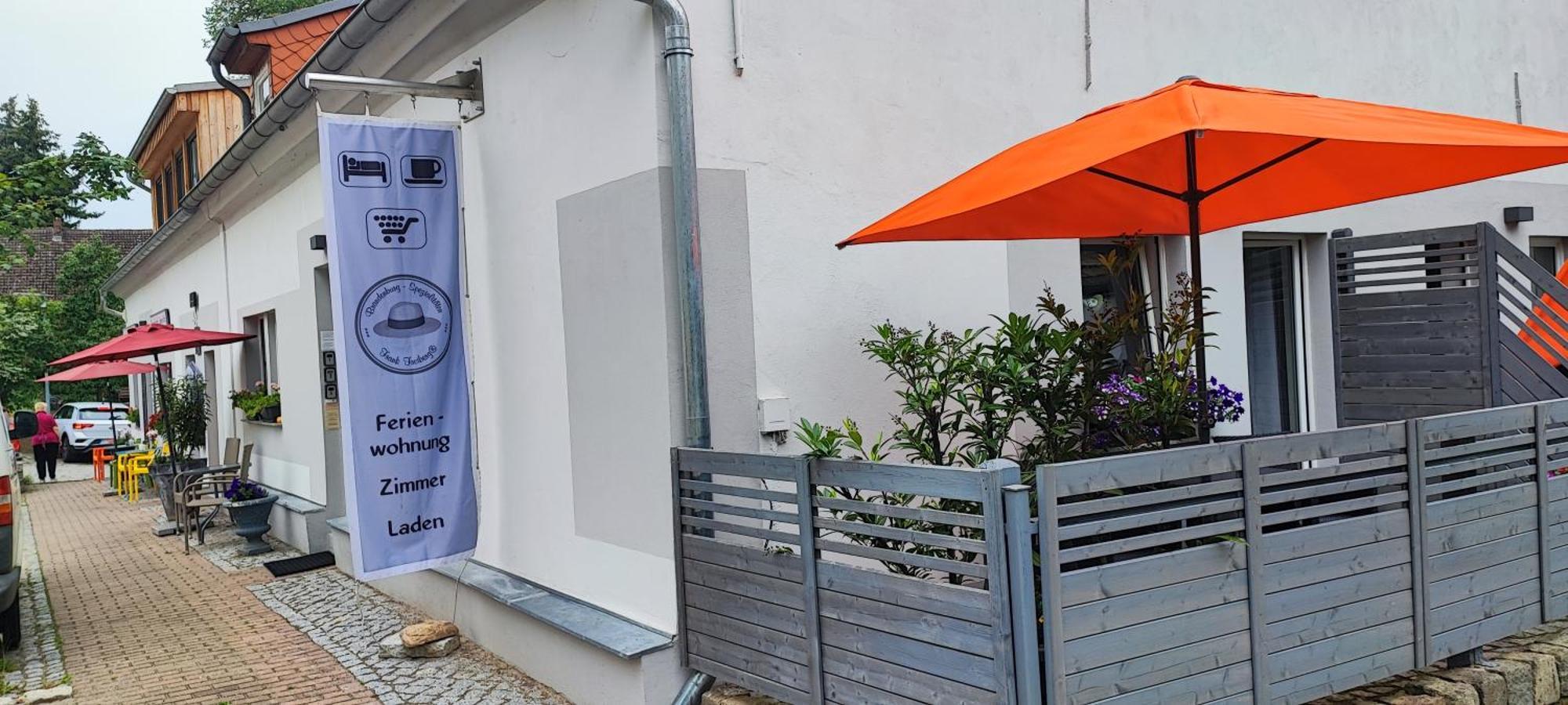 Dorfstrasse 21 3 *